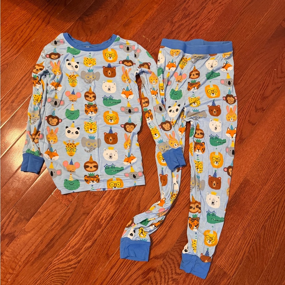 Little Sleepies Birthday pajamas GUC 7/8